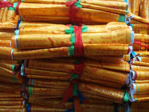 Tibetan Buddhist Prayer flag 10 pcs/string Silk Print 3.5 Meters Religious Flags Scriptures Temple Decor Sutra streamer - 6 Lynx - Boho Accessories