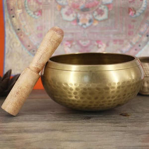 Hand Hammered Gold Tibetan Singing Bowl for Sound Healing, Chakra Balance and Meditation 52% OFF - 6 Lynx - Boho Accessories